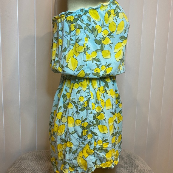 H&M lemon romper - Picture 4 of 9